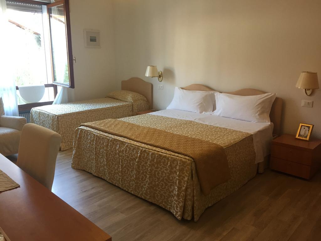 Residenza Giacomuzzi Bed & Breakfast Mestre Ngoại thất bức ảnh